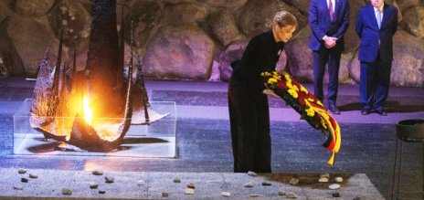 Bundestagspräsidentin Julia Klöckner in der Holocaust-Gedenkstätte Yad Vashem