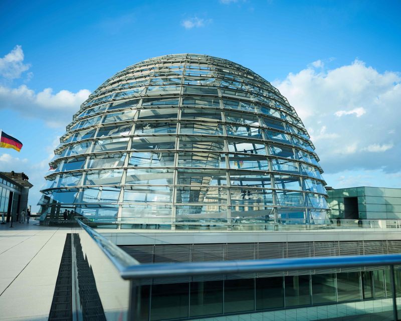 Die Kuppel des Reichstags in Berlin