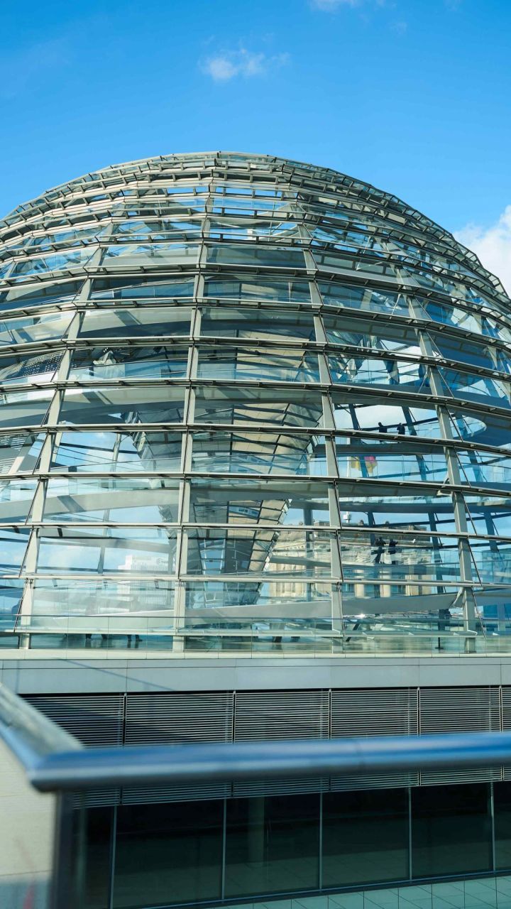 Die Kuppel des Reichstags in Berlin