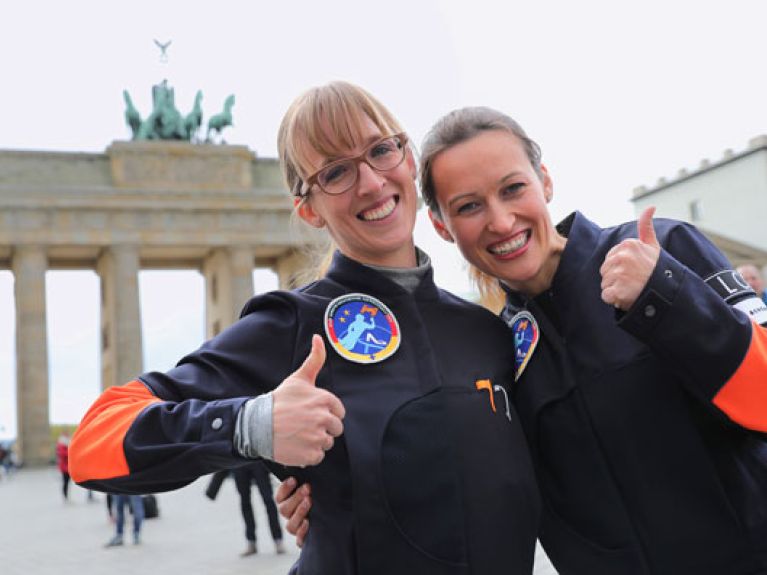 Die Astronautin: Insa Thiele-Eich and Nicola Baumann 