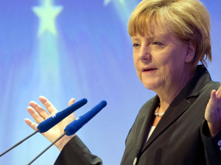 picture-alliance/dpa - Chancellor Angela Merkel