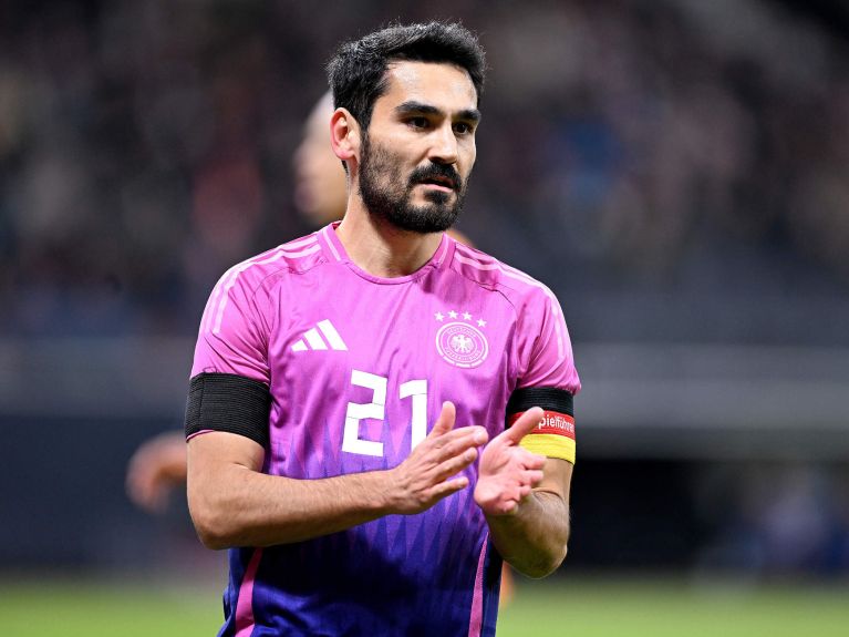 Kapitän Ilkay Gündoğan im Trikot des Nationalteams Kapitän Ilkay Gündoğan im Trikot des Nationalteams