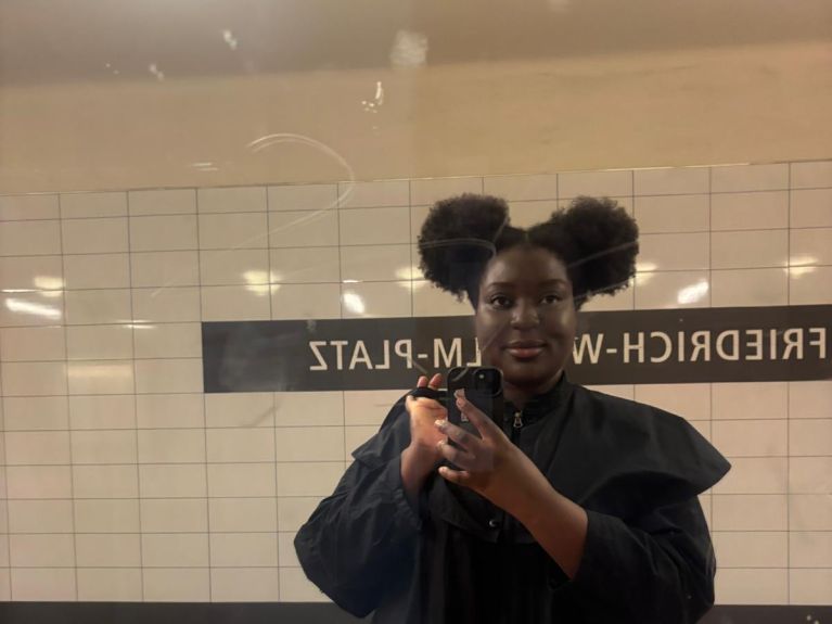 柏林地铁里的歌手