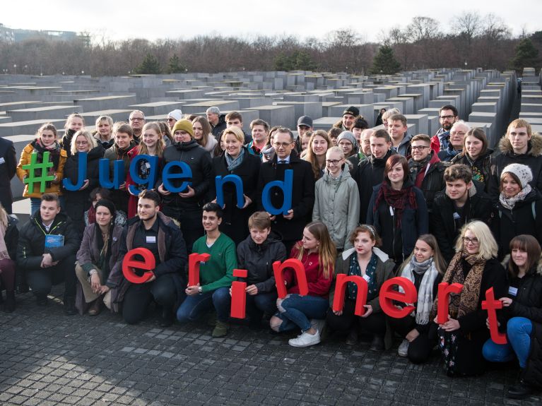 25 Projekte fördert das Auswärtige Amt mit „JUGEND erinnert international“.