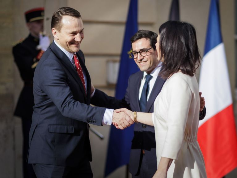 Baerbock at the Weimar Triangle: “Providing impetus for Europe”