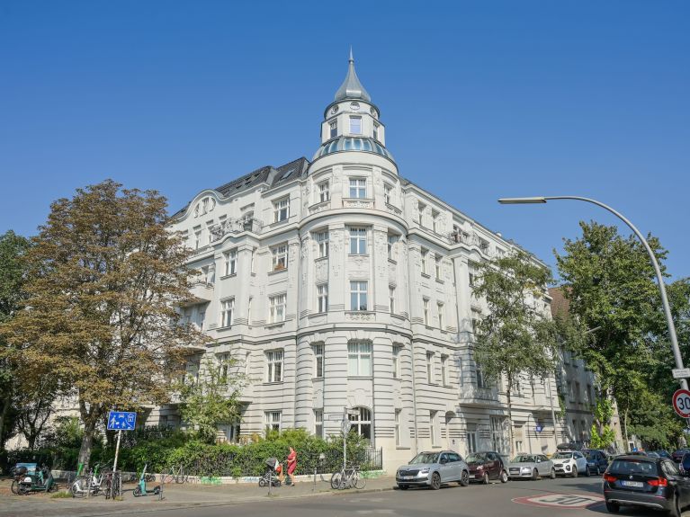 مبنى قديم من عصر التأسيس في برلين كرويتسبيرغ