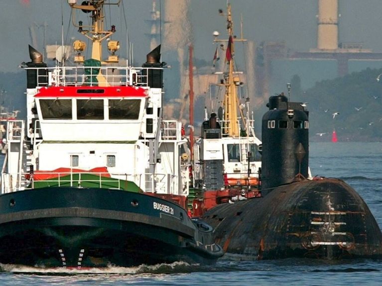 En 2002, remolcadores llevaron el U-434 a Hamburgo.