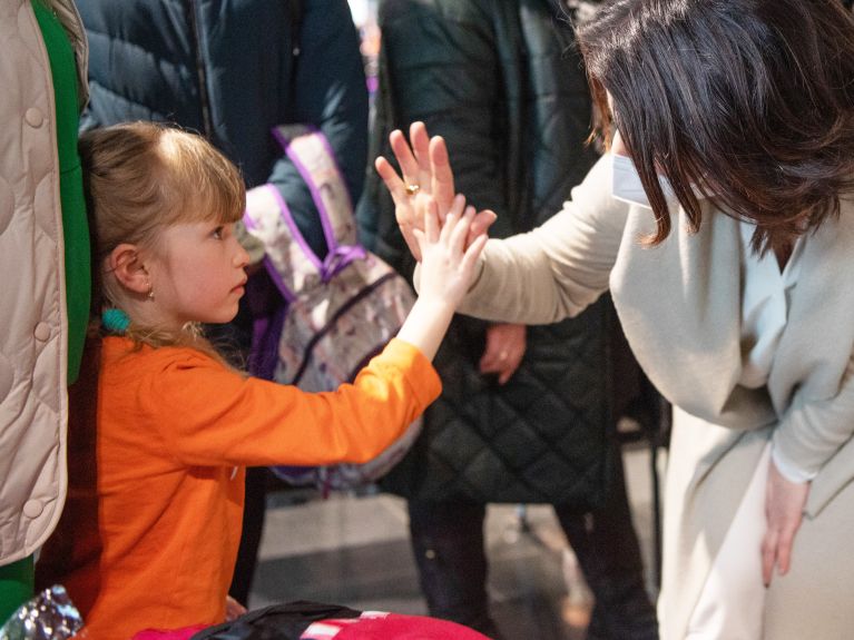 Children from Ukraine at Frankfurt Airport in March 2022 