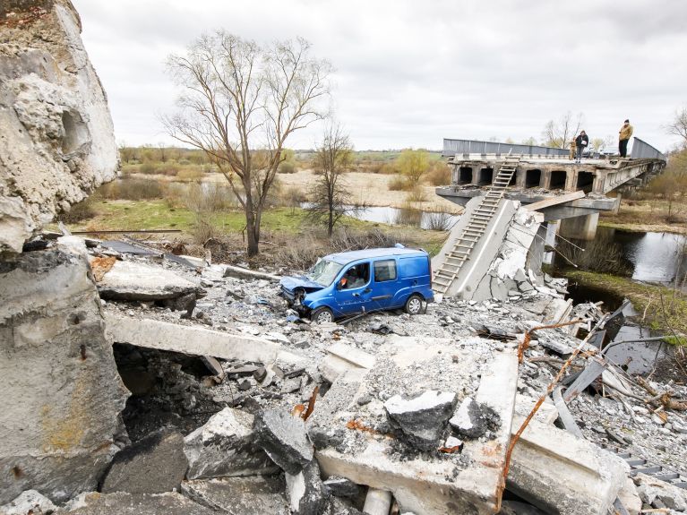 Destructions à Kiev suite aux attaques menées par la Russie