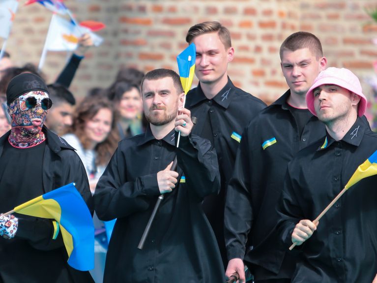 Kalush Orchestra will be representing Ukraine. Kalush Orchestra will be representing Ukraine.