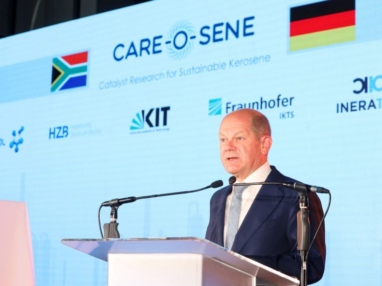 Le chancelier allemand Olaf Scholz au lancement de CARE-O-SENE
