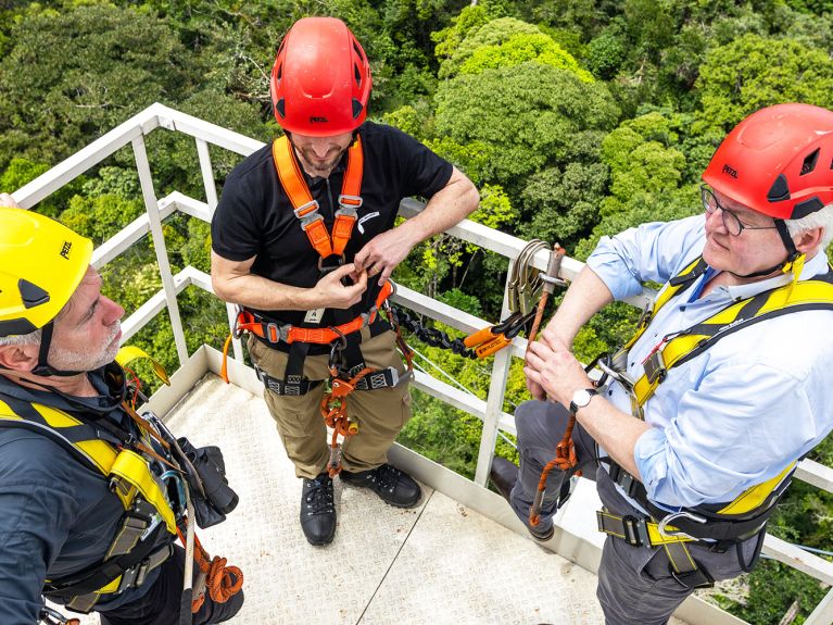 Frank-Walter Steinmeier na torre ATTO em janeiro de 2023