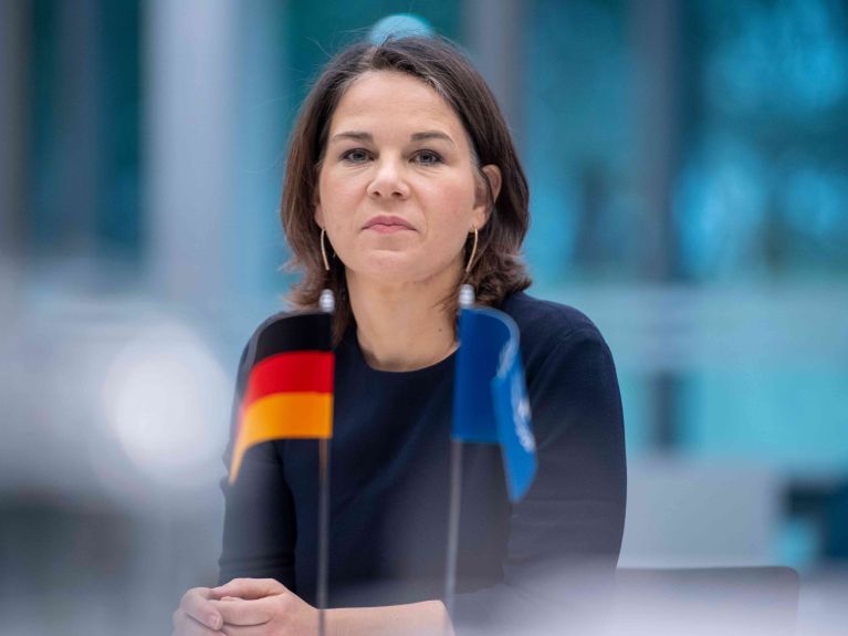 La ministra de Asuntos Exteriores Baerbock en La Haya en enero de 2023