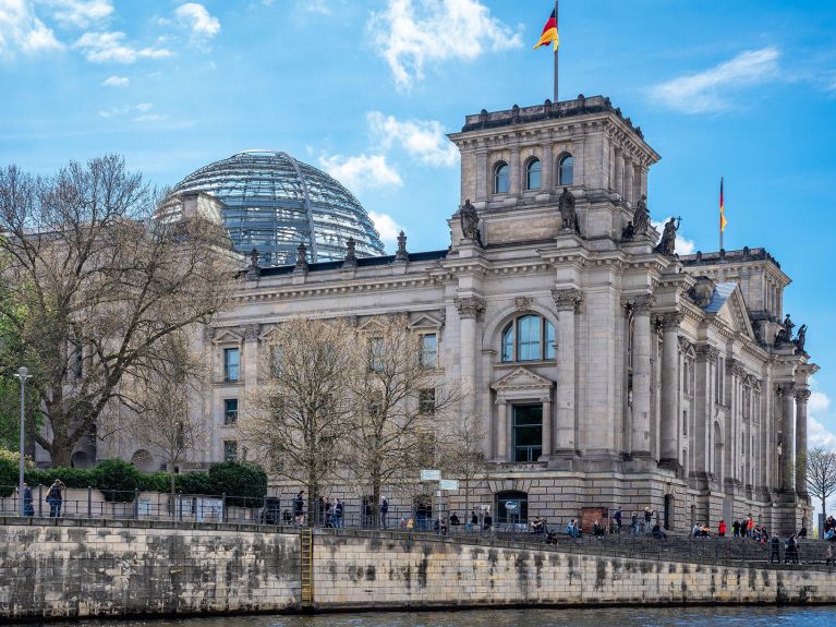 The Bundestag has its seat in the Reichstag Building in Berlin.