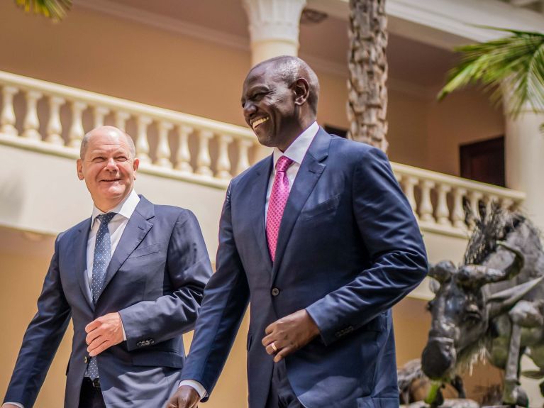 Le chancelier allemand Olaf Scholz avec le président kényan William Ruto