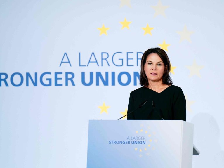 Außenministerin Annalena Baerbock bei einer Europakonferenz in Berlin
