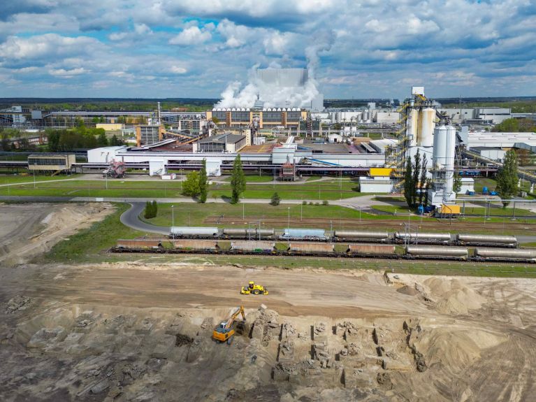 The Schwarze Pumpe industrial park, a space  for new ideas