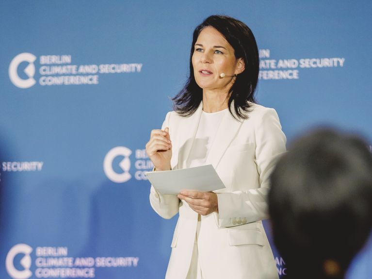 Federal Foreign Minister Baerbock presents the Climate Conflict Vulnerability Index. Federal Foreign Minister Baerbock presents the Climate Conflict Vulnerability Index.