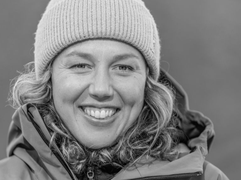 Laura Dahlmeier lächelt in die Kamera. Laura Dahlmeier lächelt in die Kamera.