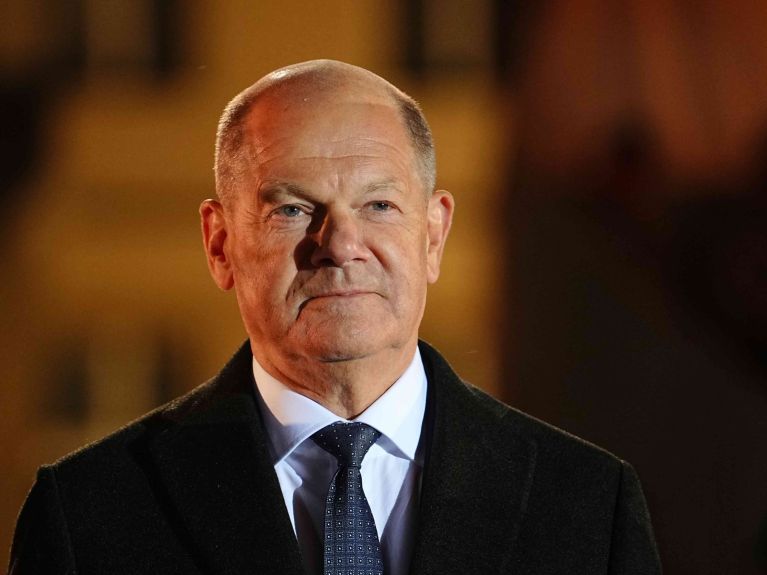 Zapfenstreich für Scholz 