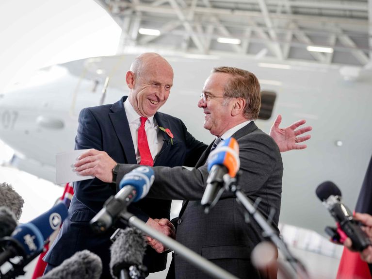El ministro alemán de Defensa, Pistorius, con su homólogo John Healey El ministro alemán de Defensa, Pistorius, con su homólogo John Healey