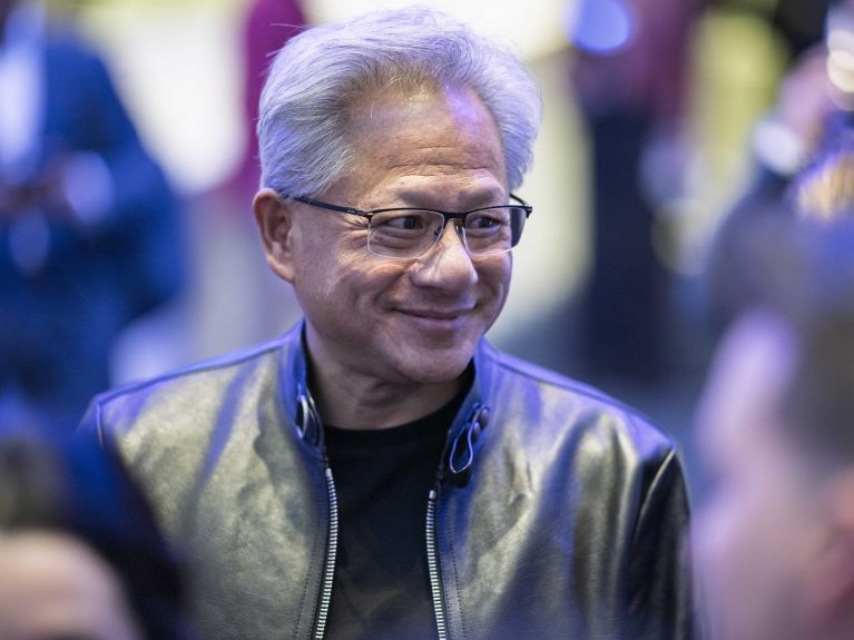 Nvidia-Chef Jensen Huang wird zum Investitionsgipfel in Berlin erwartet. (Archivbild)