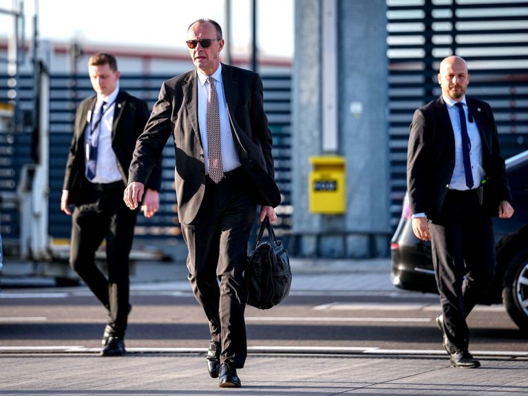 Federal Chancellor Merz is travelling to the USA