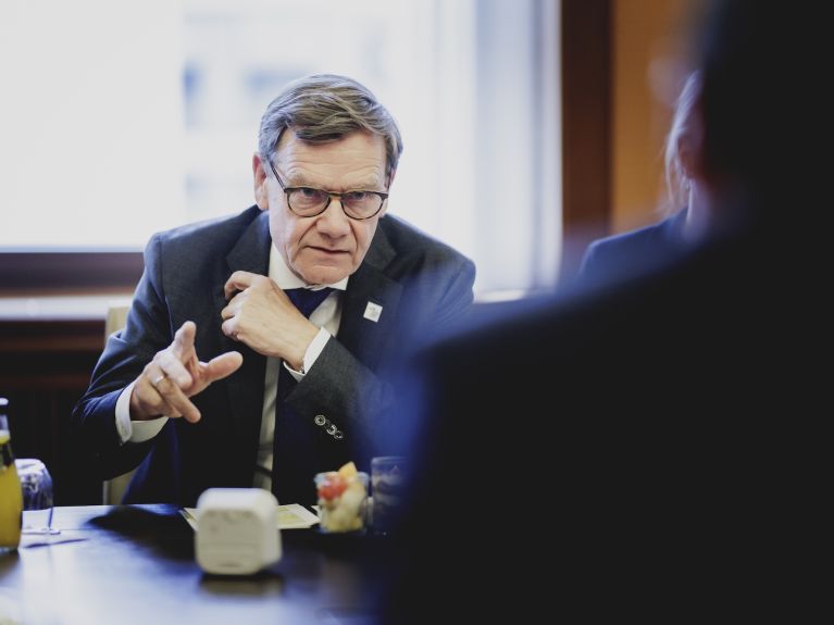 Außenminister Johann Wadephul auf der Sudan Konferenz in Berlin