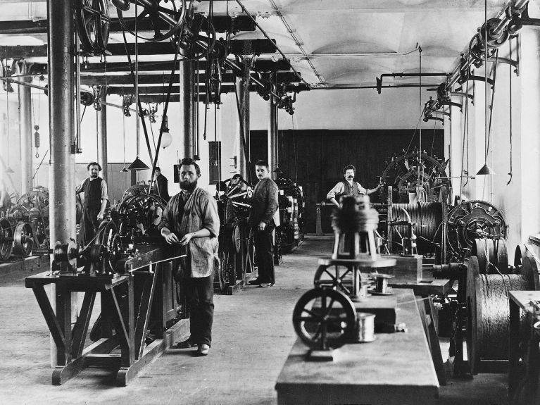 Завод Siemens, 1890 год