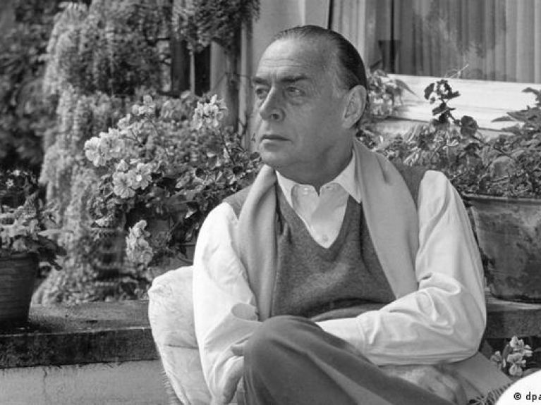 Erich Maria Remarque verarbeitete in seinem Roman die eigenen Kriegserfahrungen Erich Maria Remarque verarbeitete in seinem Roman die eigenen Kriegserfahrungen