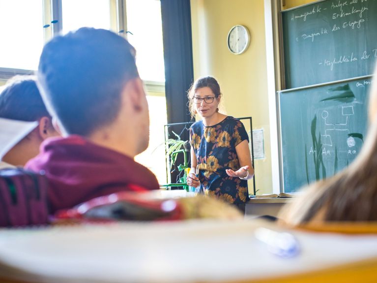 Stefanie Ritouet jest nauczycielką biologii i historii.