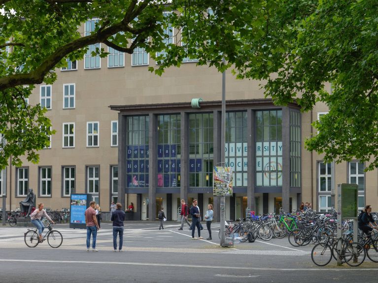 Universität Köln: Teil einer neuen „Europäischen Universität“. Universität Köln: Teil einer neuen „Europäischen Universität“.