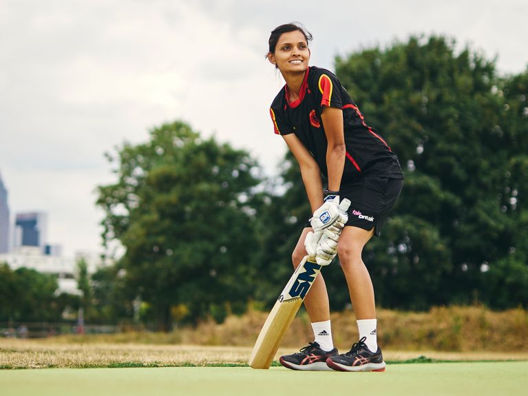 Anuradha Doddaballapur auf der Sportanlage in Frankfurt