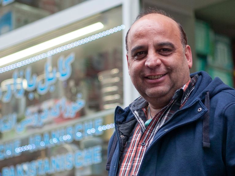 Der Händler Amil Talwar Der Händler Amil Talwar