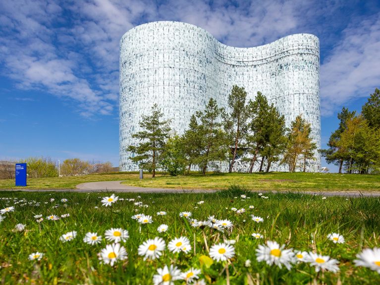 BTU Cottbus-Senftenberg Üniversitesi kütüphanesi 