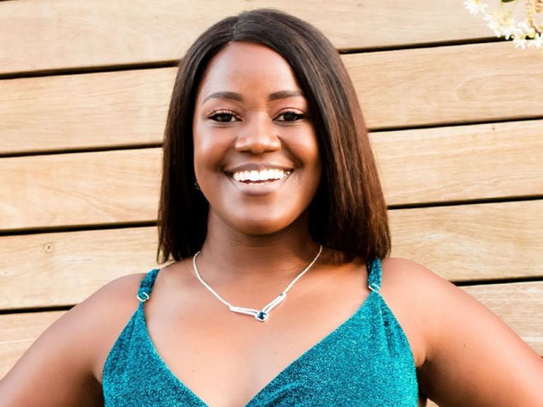 La boursière Gloria Unotjari Tjitombo