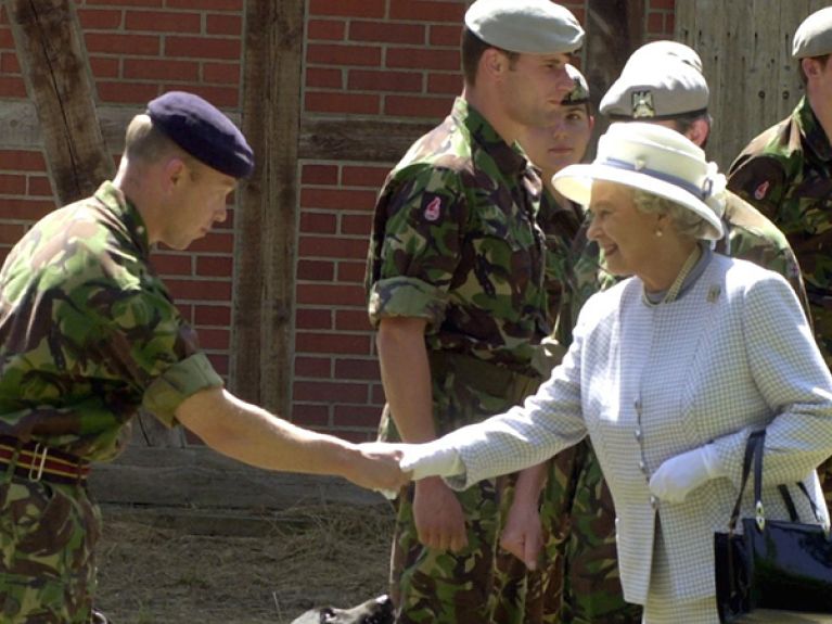 2001: z „prywatną wizytą” u żołnierzy brytyjskich koło Fallingbostel
