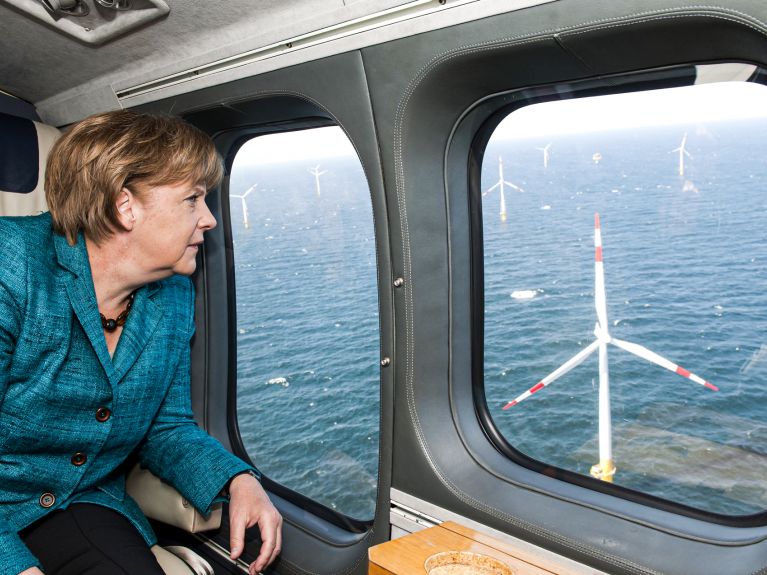 Die Bundesregierung bekennt sich zu den Klimazielen von Paris. Die Bundesregierung bekennt sich zu den Klimazielen von Paris.