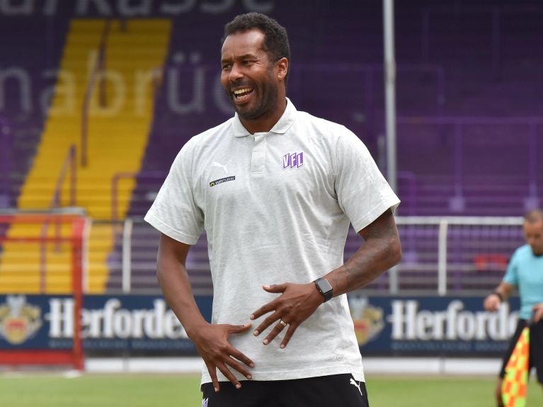 Thioune is the first black German born coach of one of the country's professional clubs. Thioune is the first black German born coach of one of the country's professional clubs.