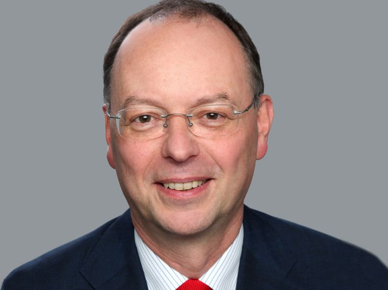  Ekkehard Brose