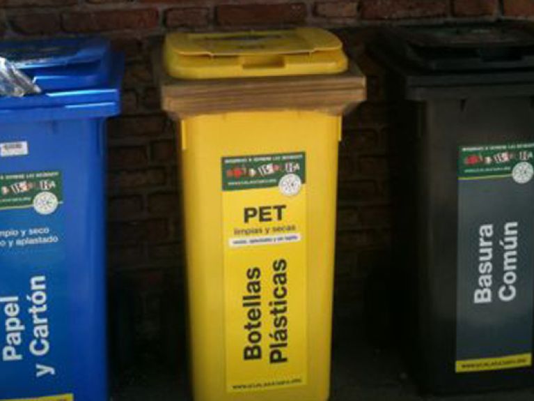 Usa la basura Usa la basura