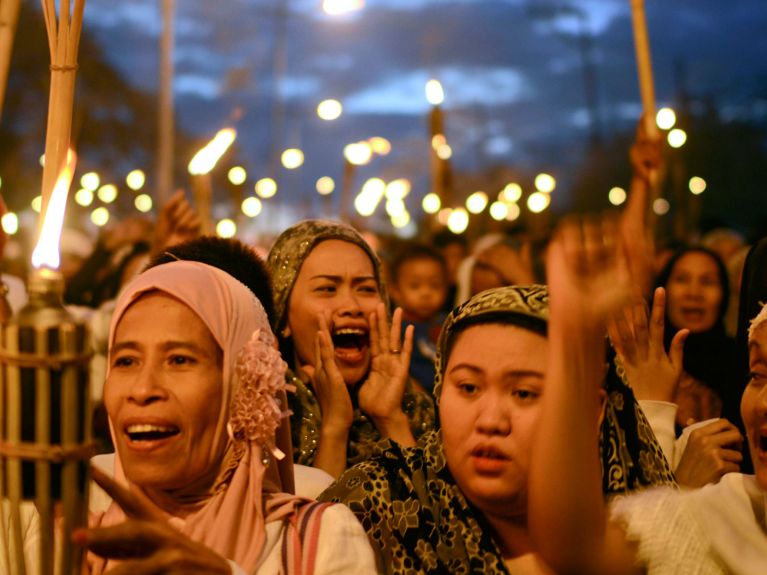 Friedensmarsch von Frauen auf den Philippinen