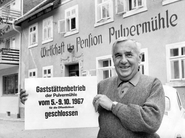 Gruppe 47 werden die Teilnehmer an den deutschsprachigen Schriftstellertreffen Gruppe 47 werden die Teilnehmer an den deutschsprachigen Schriftstellertreffen