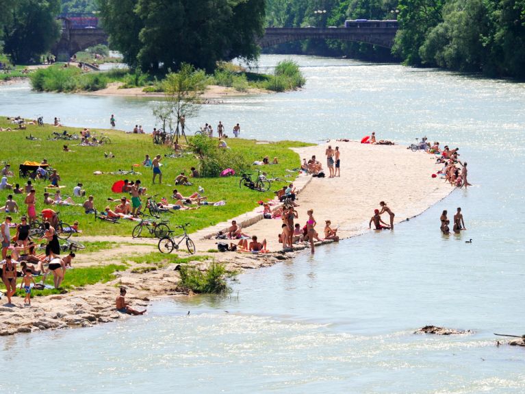 Isar Isar