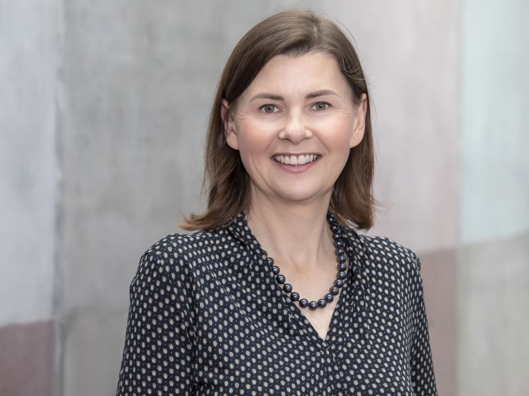 Dagmara Jajeśniak-Quast jest kierownikiem Centrum Interdyscyplinarnych Studiów o Polsce. Dagmara Jajeśniak-Quast jest kierownikiem Centrum Interdyscyplinarnych Studiów o Polsce.