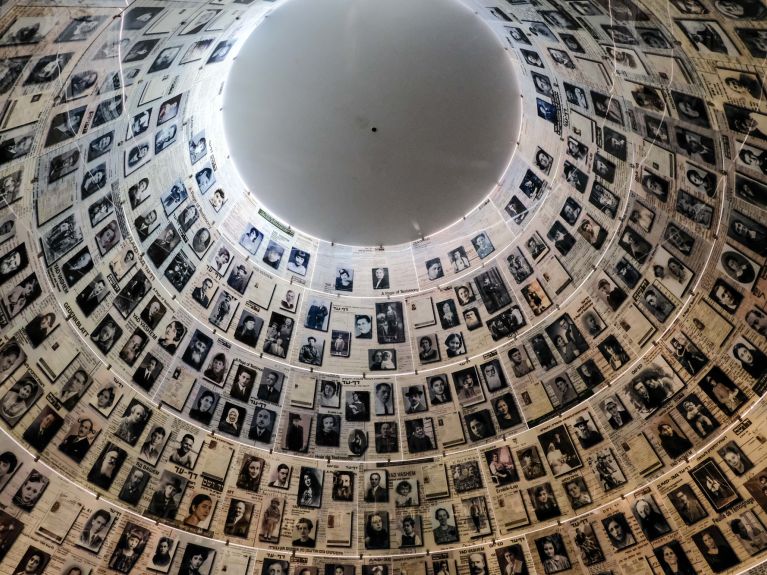 46 heads of state commemorate the victims of the Holocaust in Yad Vashem.