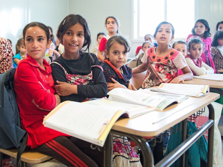 Humanitarian aid in Jordan: school in the Zaatari refugee camp.