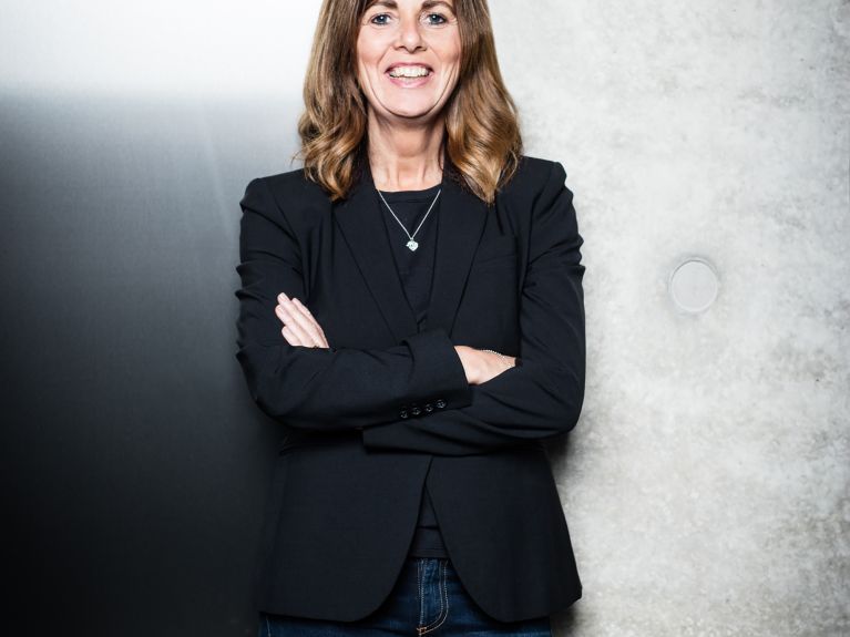 Karen Parkin, membro da Diretoria de Recursos Humanos da Adidas