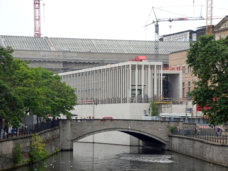 Die neue James-Simon-Galerie, das künftige Besucherzentrum der Museumsinsel