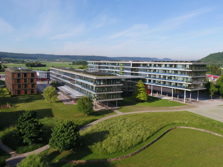 O Escritório Distrital de Tübingen, do qual também faz parte o Departamento de Saúde 